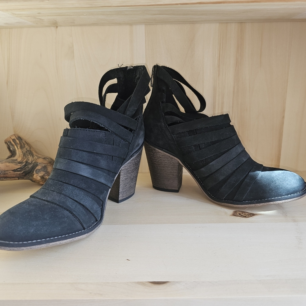 Free People Suede Bootie Size 39 Size 9 - Picture 5 of 9